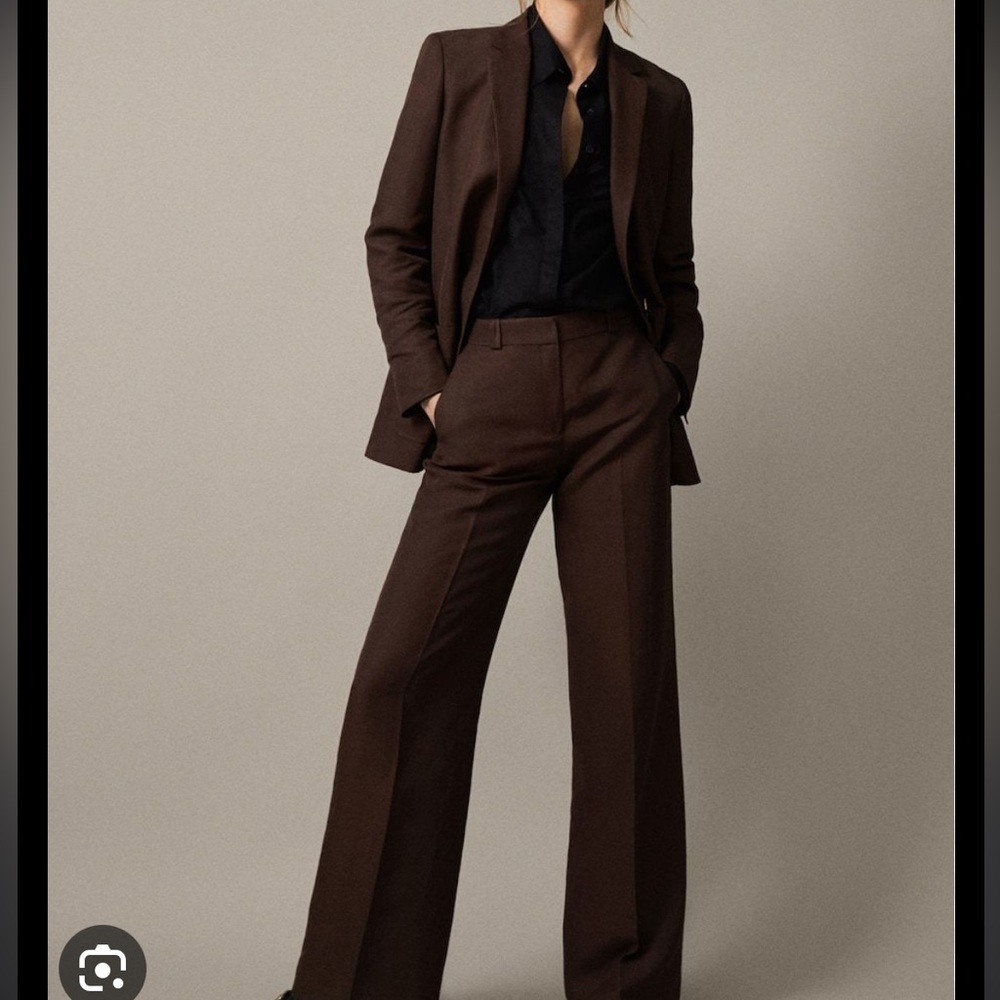 Massimo Dutti brown linen suit